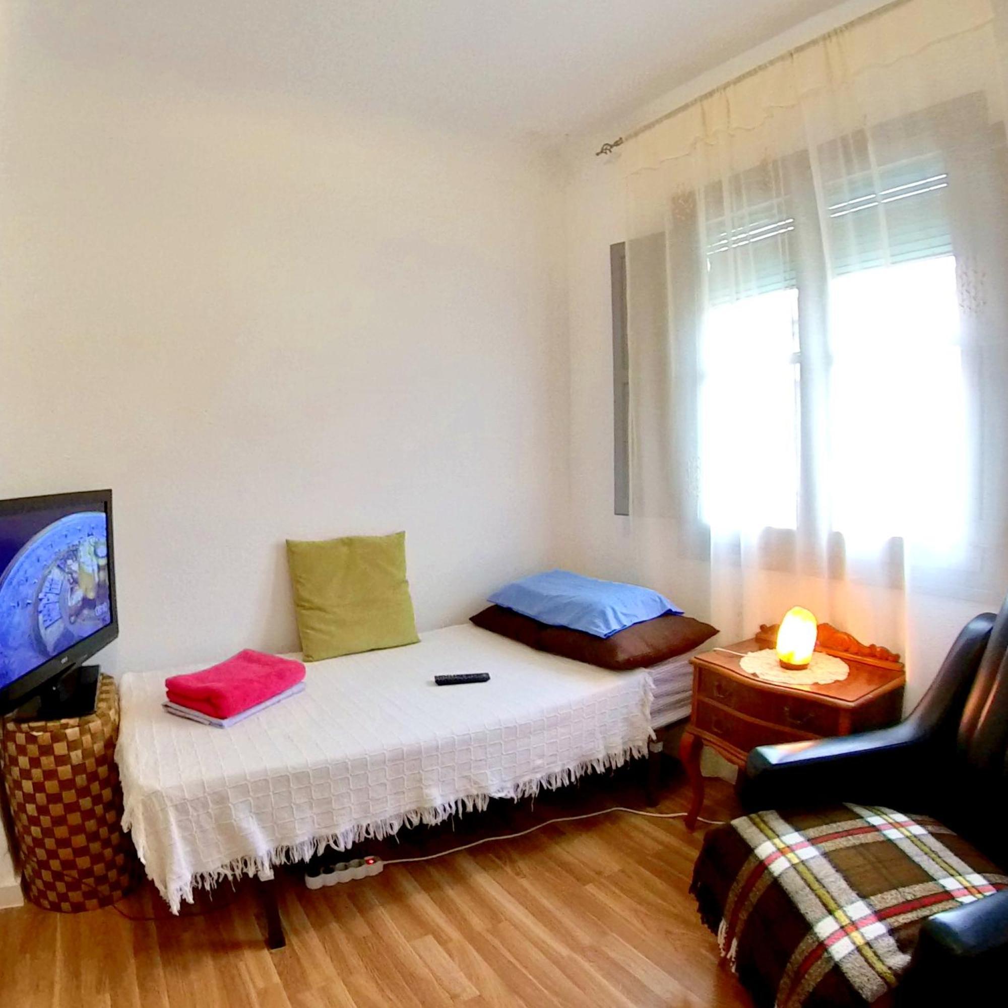 Quiet Room In Alicante Smarttv מראה חיצוני תמונה
