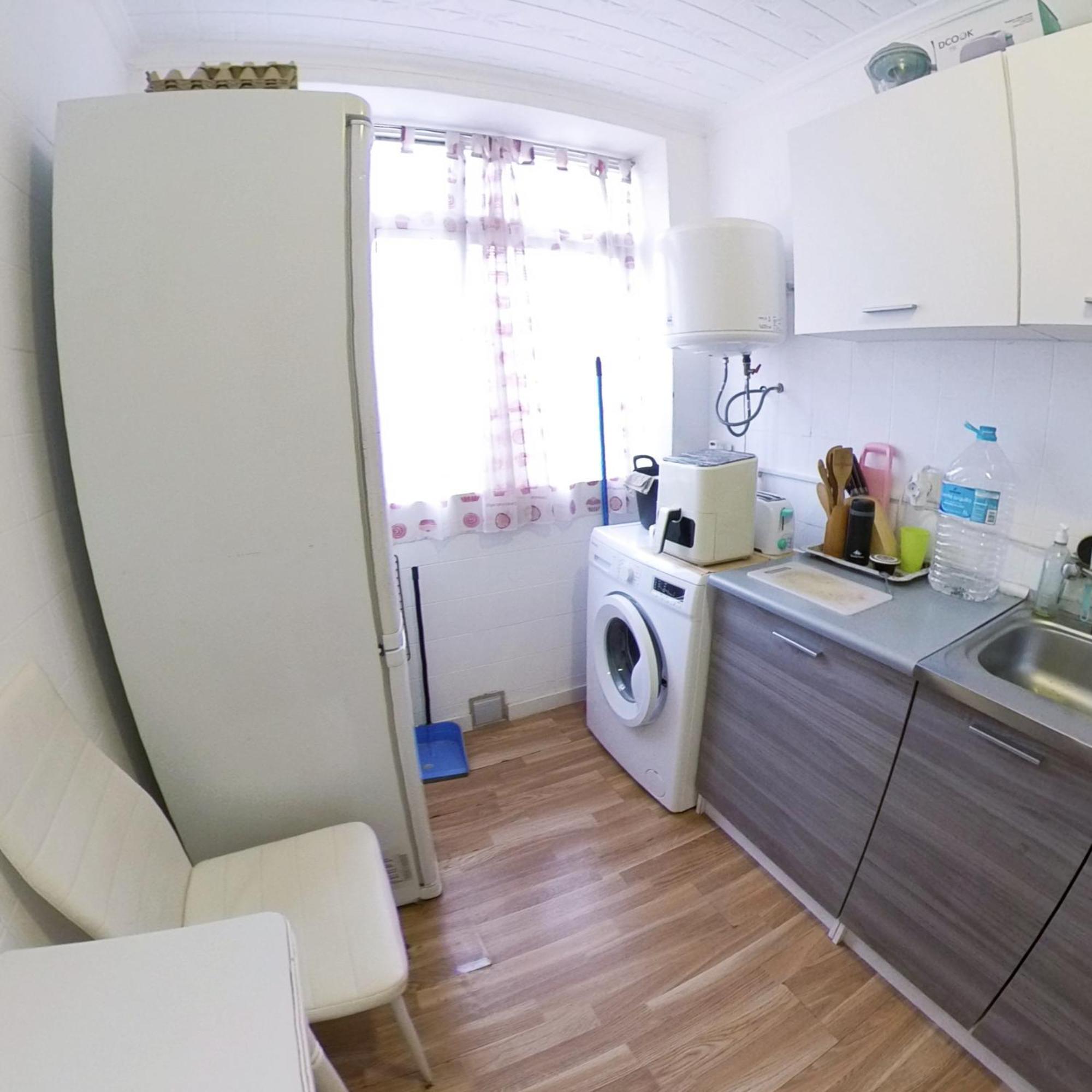 Quiet Room In Alicante Smarttv מראה חיצוני תמונה
