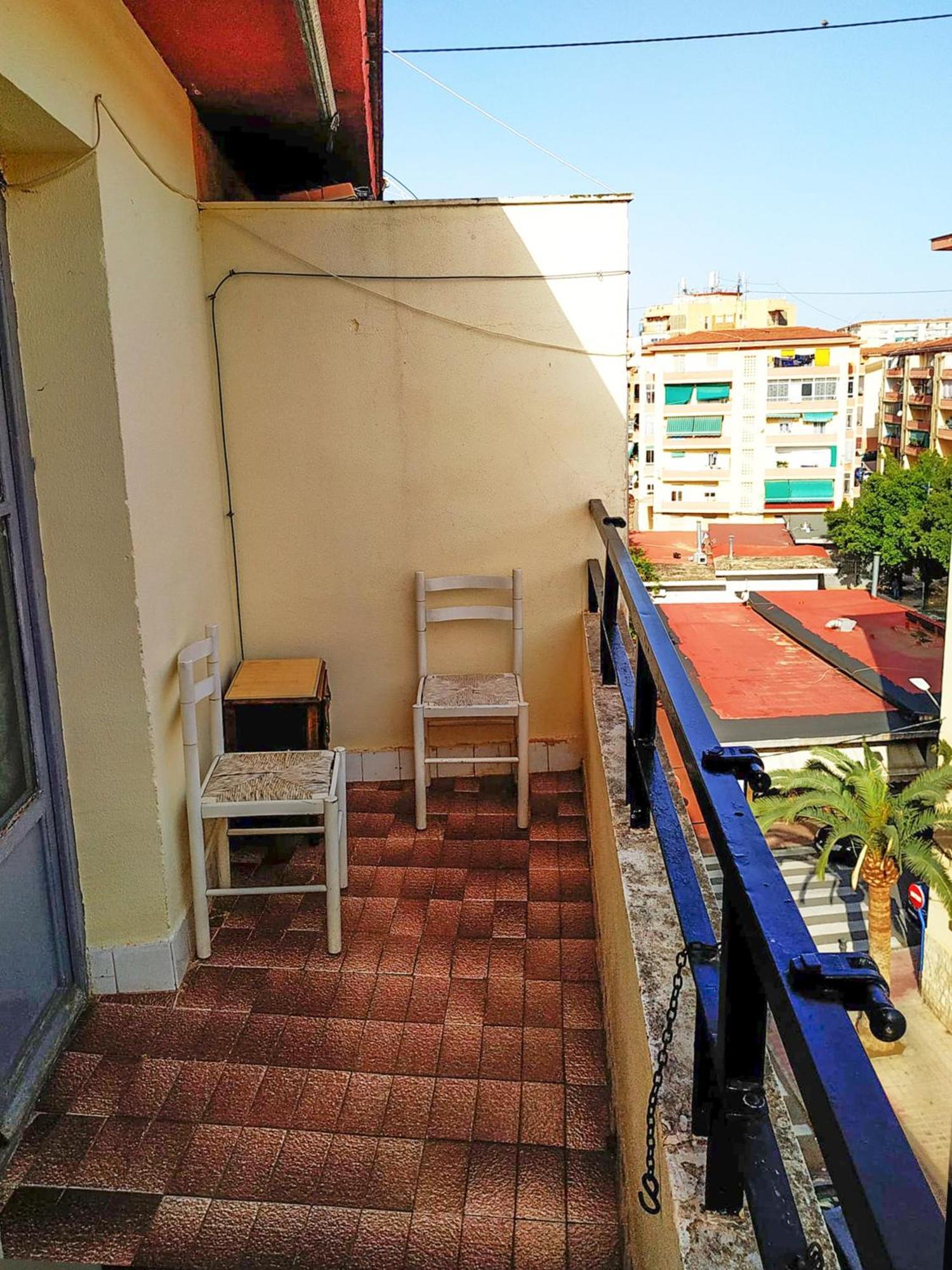 Quiet Room In Alicante Smarttv מראה חיצוני תמונה