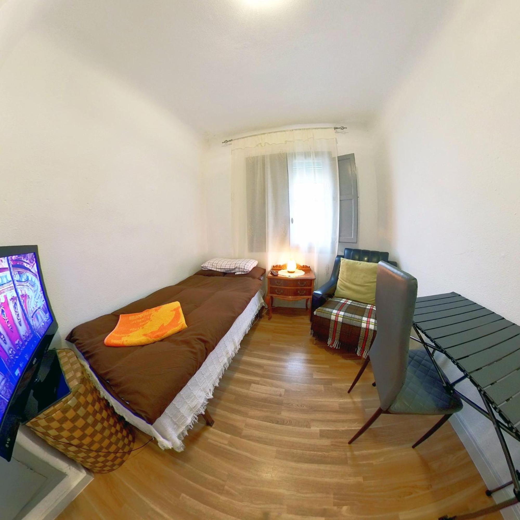Quiet Room In Alicante Smarttv מראה חיצוני תמונה